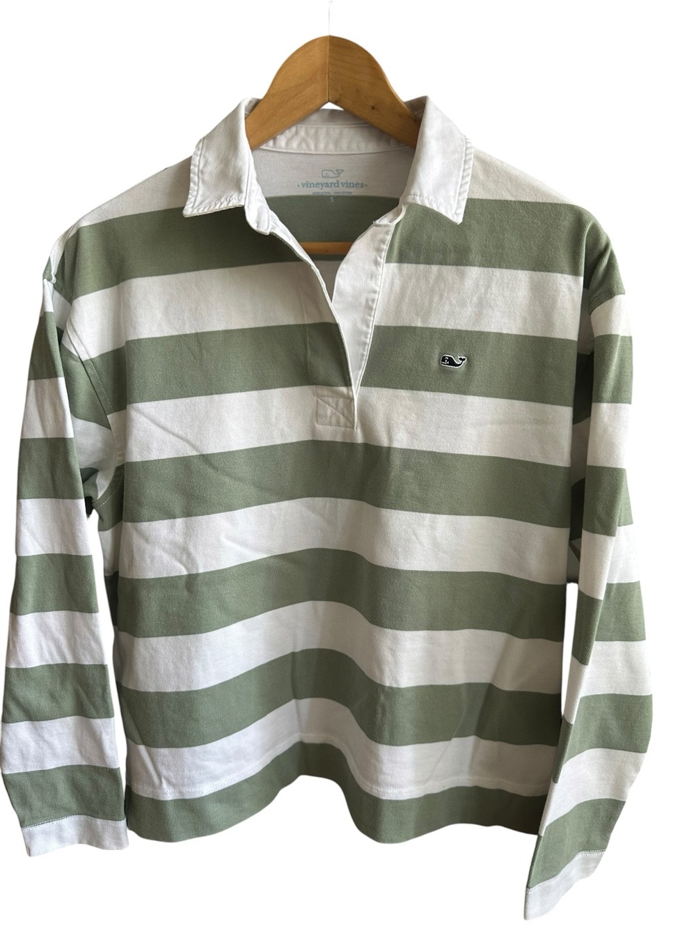 Vineyard Vines Size S Sage Green White Stripe Rugby Shirt Cropped fit